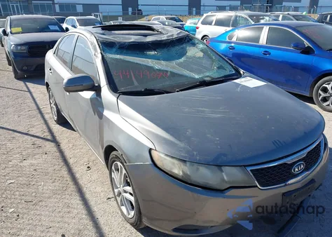 2012 Kia Forte Ex z USA, uszkodzony, nr VIN KNAFU4A28C5569866